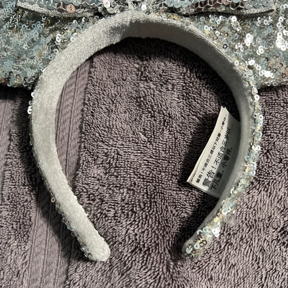 Disney Minnie Mouse Ears All Silver Sequin ‎ Bow Headband